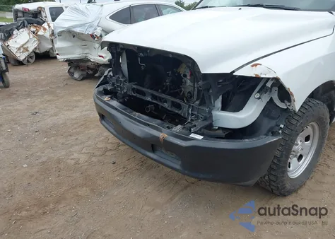 2021 Ram 1500 Classic Tradesman 4X4 5'7 Box из США, поврежденный, VIN 3C6RR7KT5MG714471